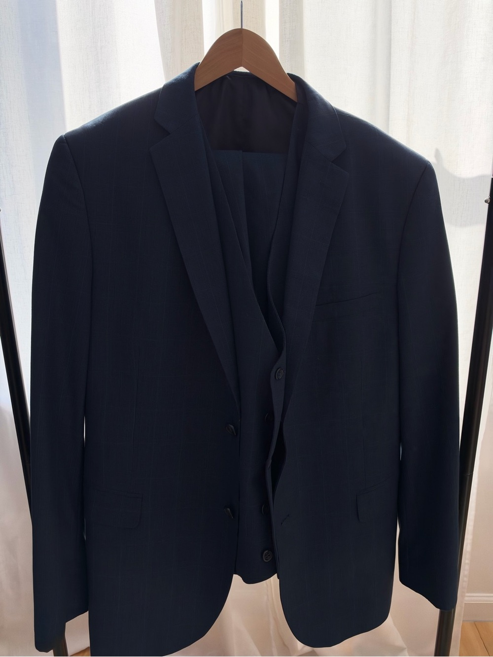 Caravelli Dark Navy Three-Piece Suit (48R Jacket, 38 W Pant)